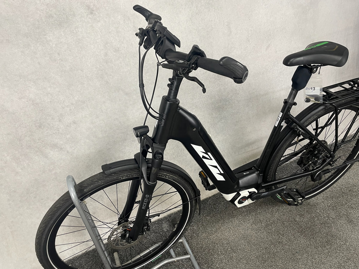 KTM Macina Tour CX625 LTD64