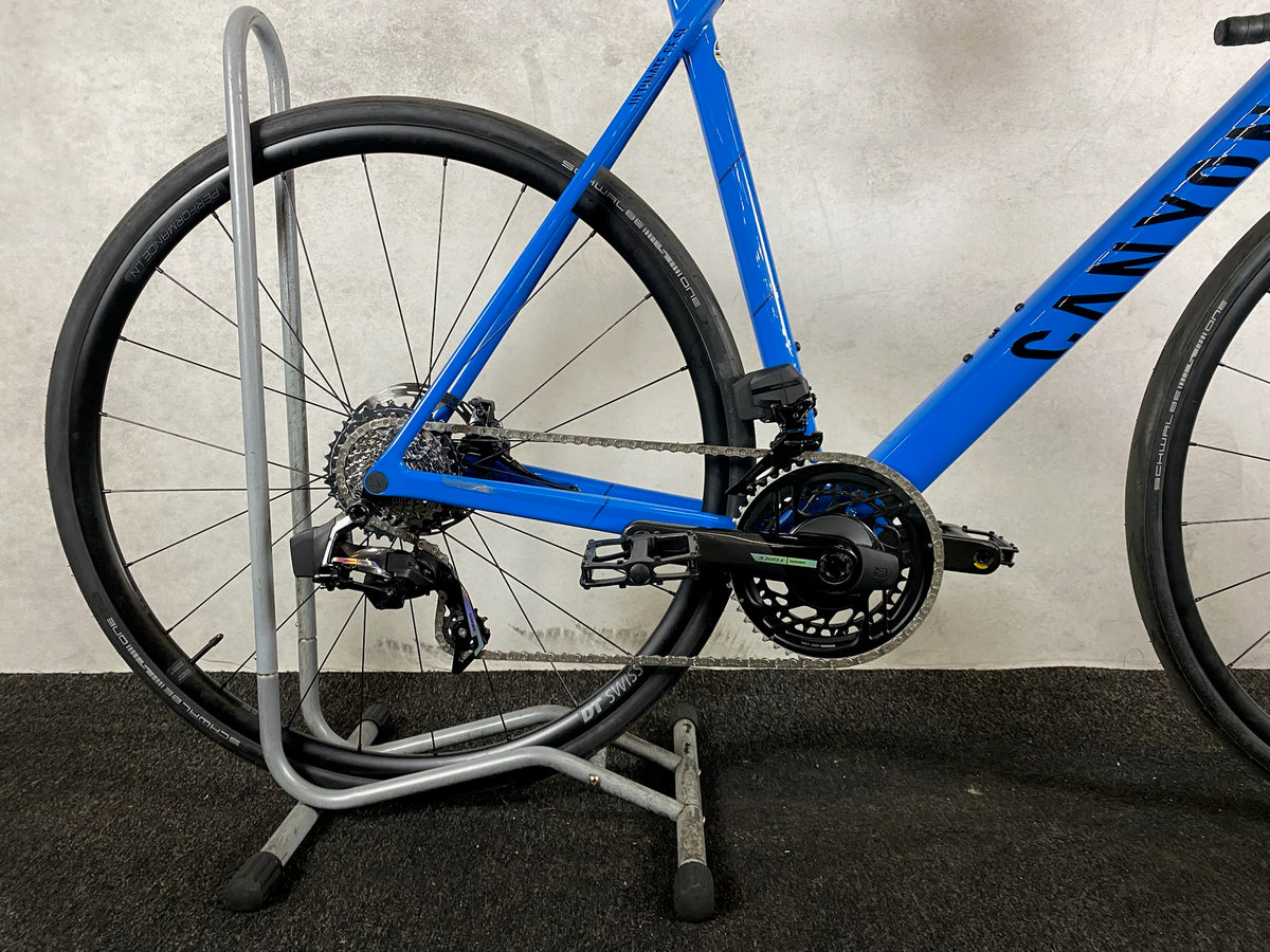 Canyon Ultimate CF SL 8 AXS Movistar