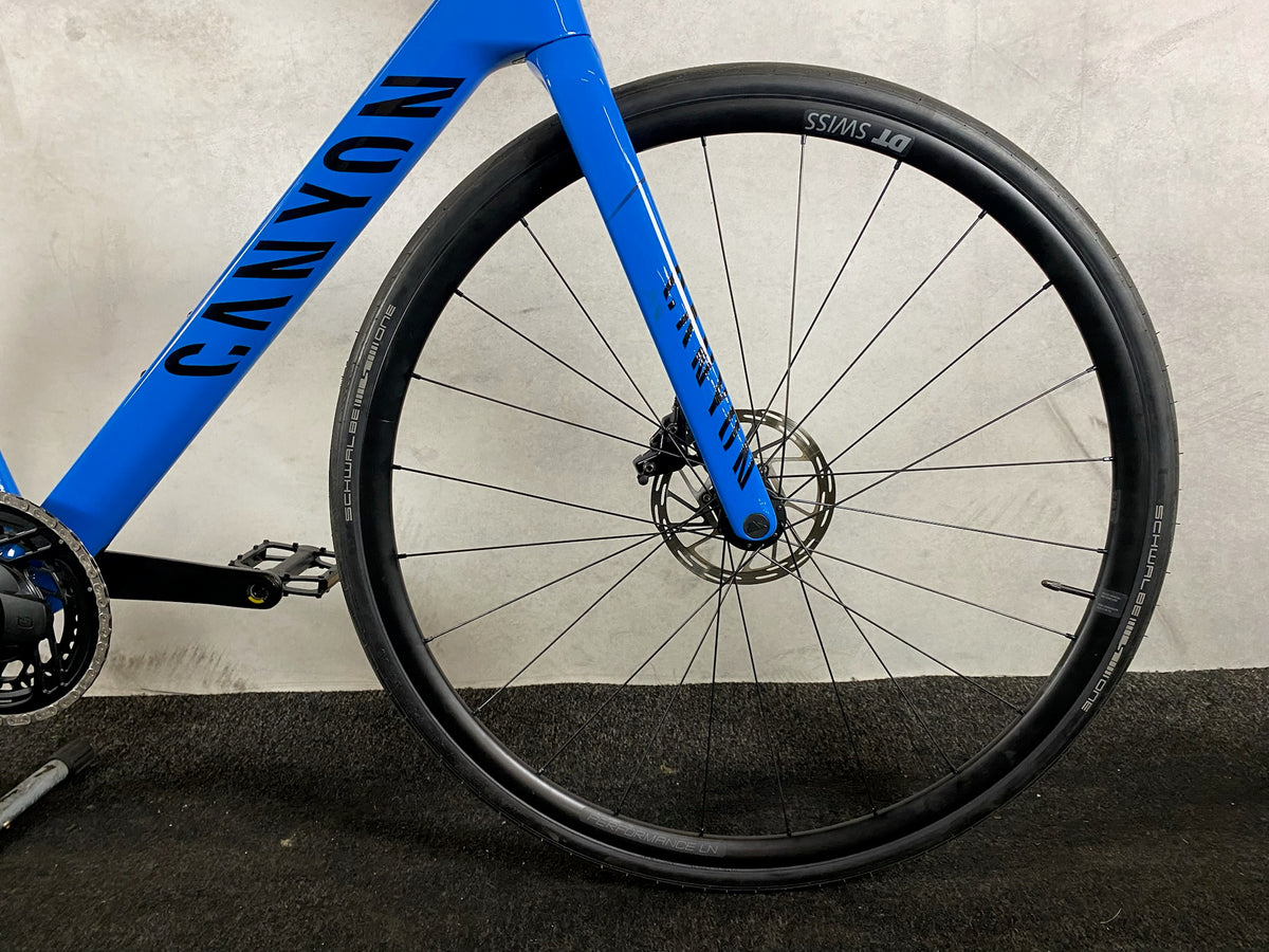 Canyon Ultimate CF SL 8 AXS Movistar