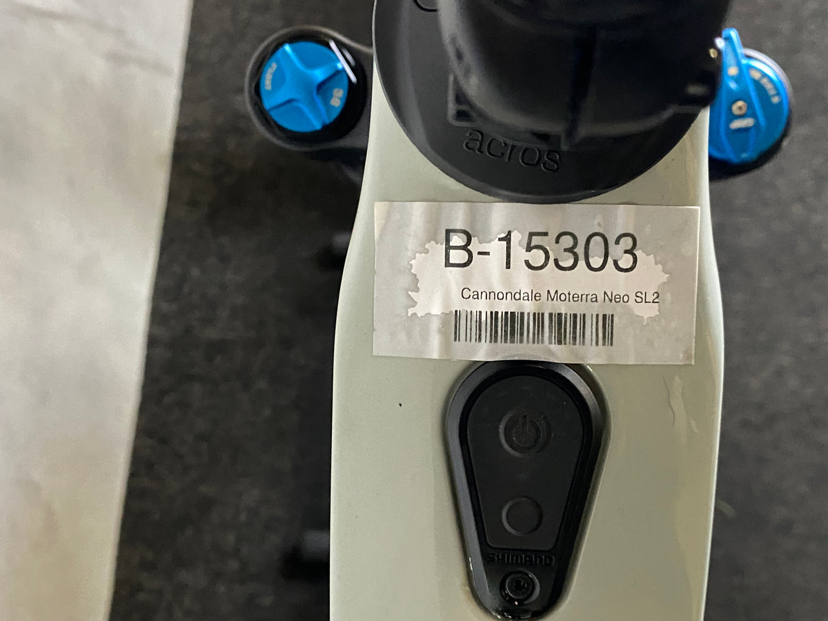 1736 KB