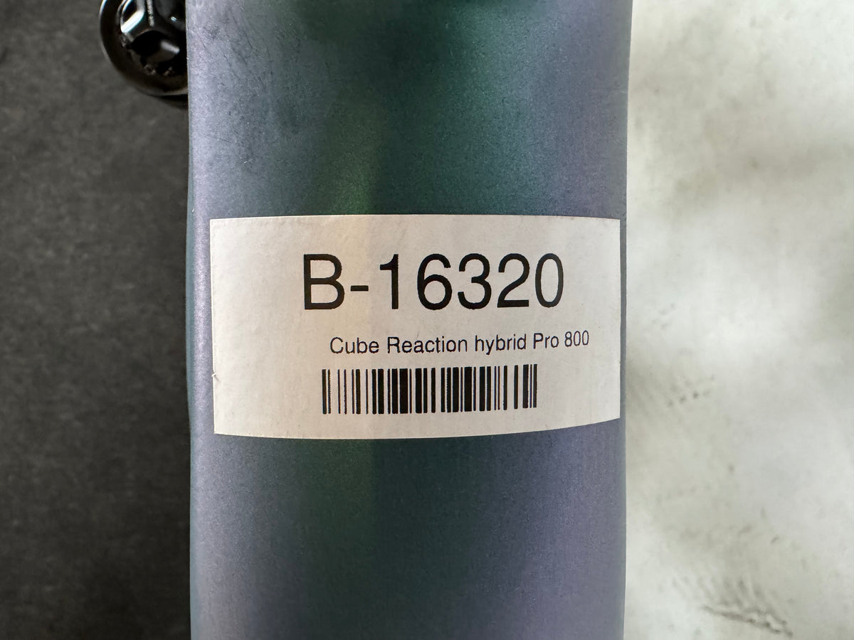 1687 KB