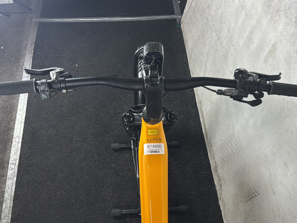 Bifoco — cockpit_fahrersicht