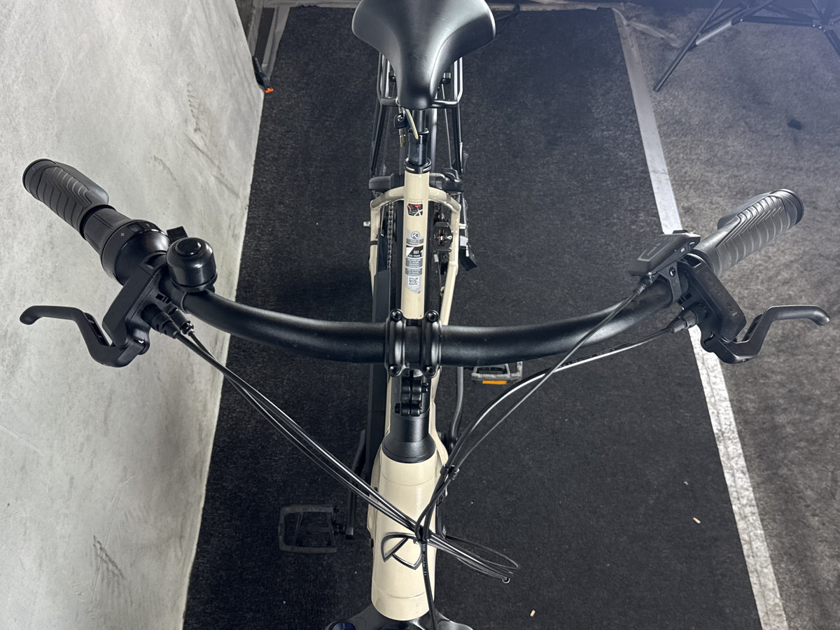 Bifoco — cockpit_von_vorne