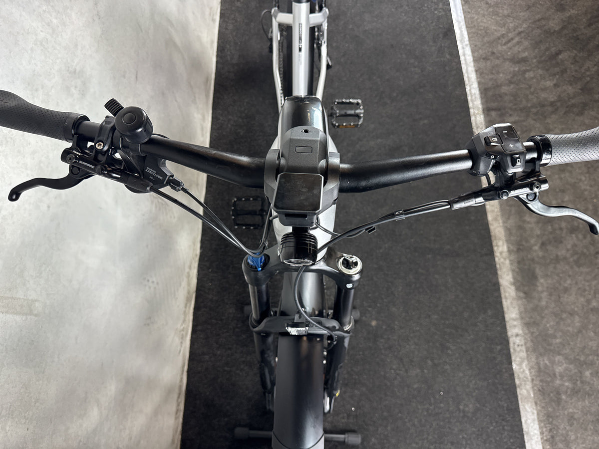 Bifoco — cockpit_von_vorne