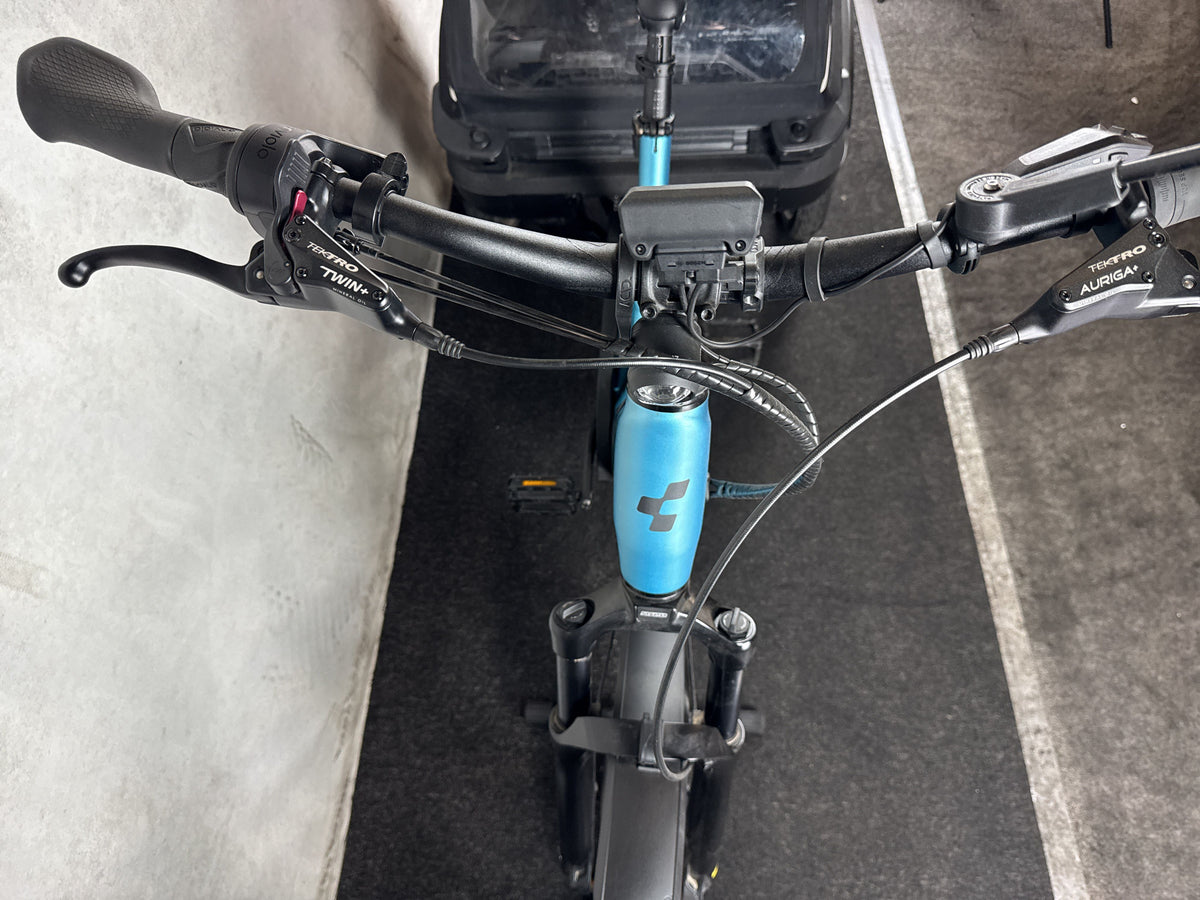 Bifoco — cockpit_von_vorne
