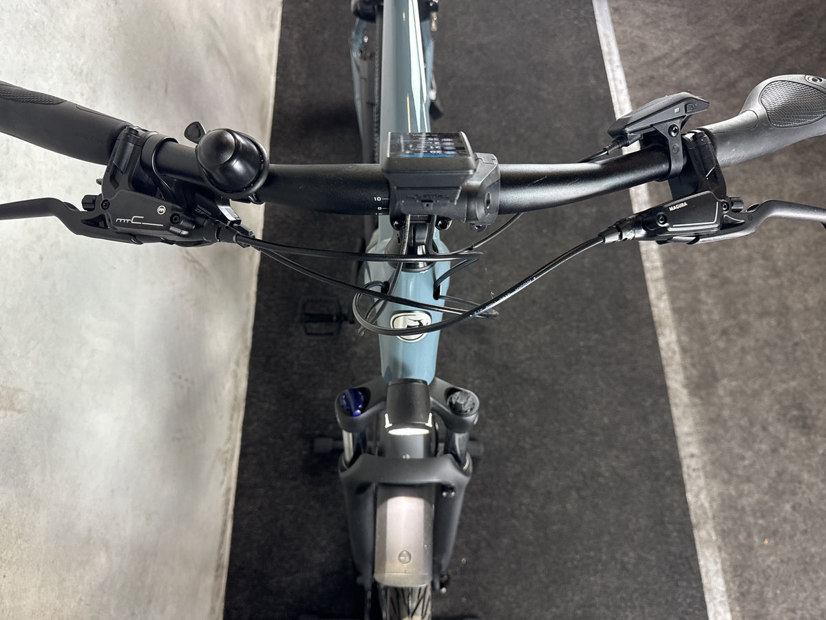 Bifoco — cockpit_von_vorne