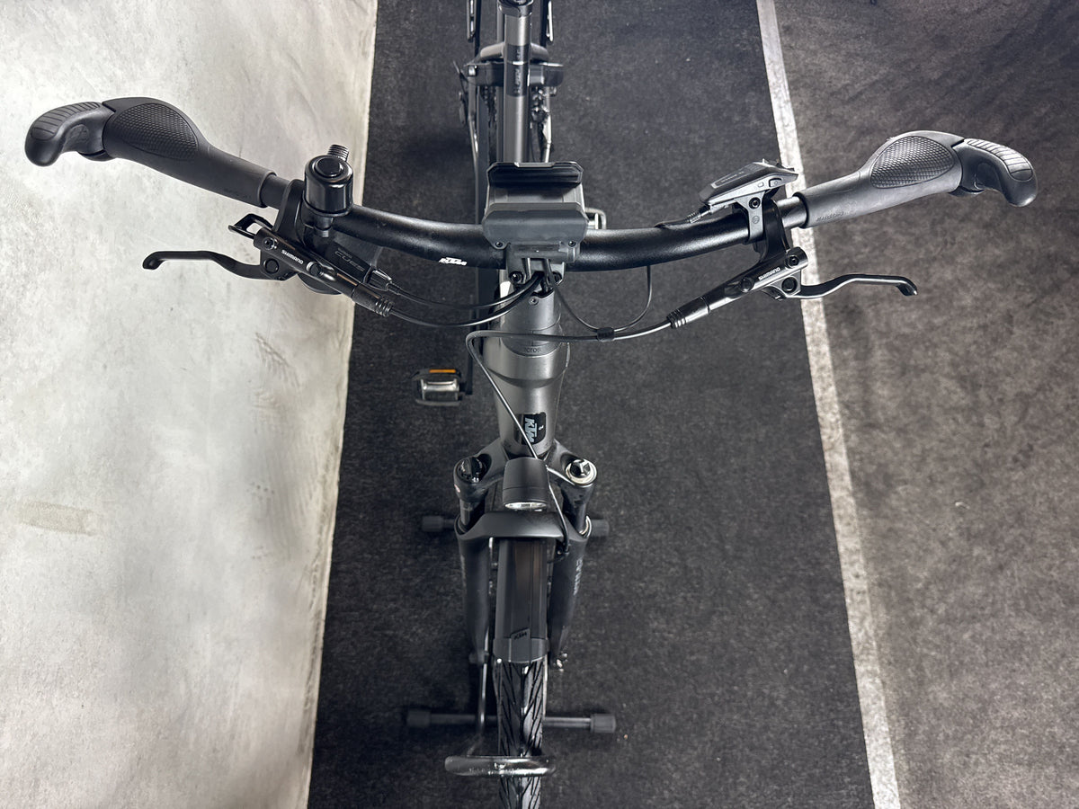 Bifoco — cockpit_von_vorne