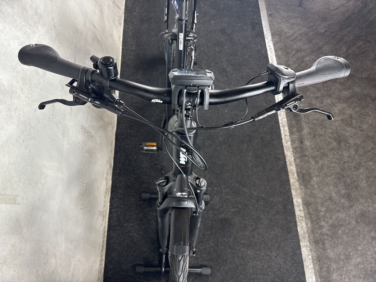 Bifoco — cockpit_von_vorne