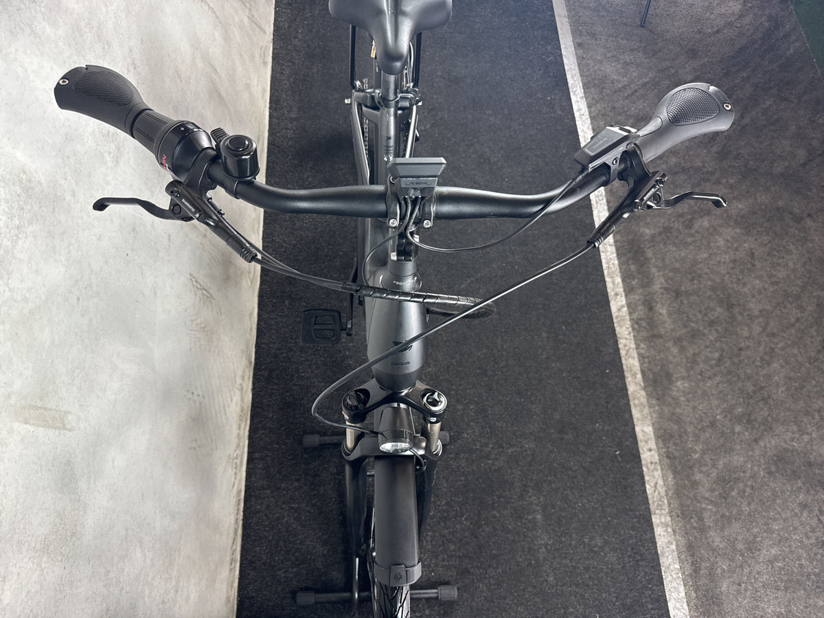 Bifoco — cockpit_von_vorne