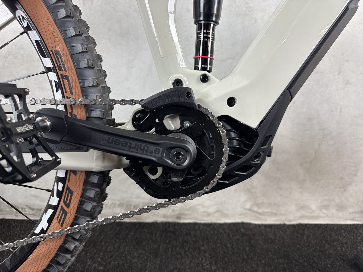 Bifoco — motor_rechts