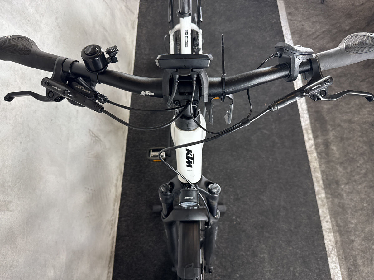 Bifoco — cockpit_von_vorne