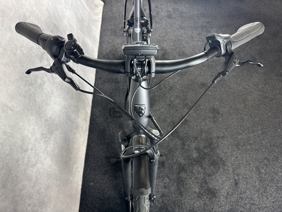 Bifoco — cockpit_von_vorne