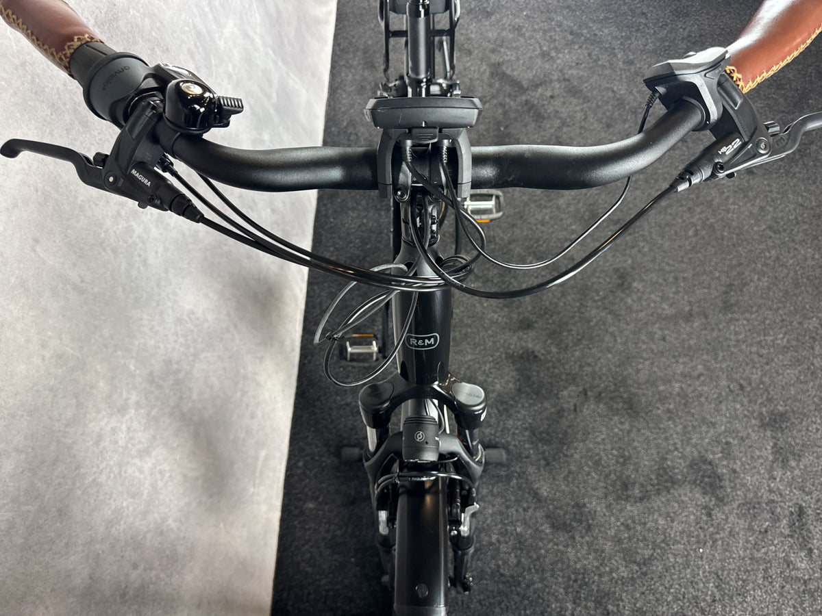 Bifoco — cockpit_von_vorne
