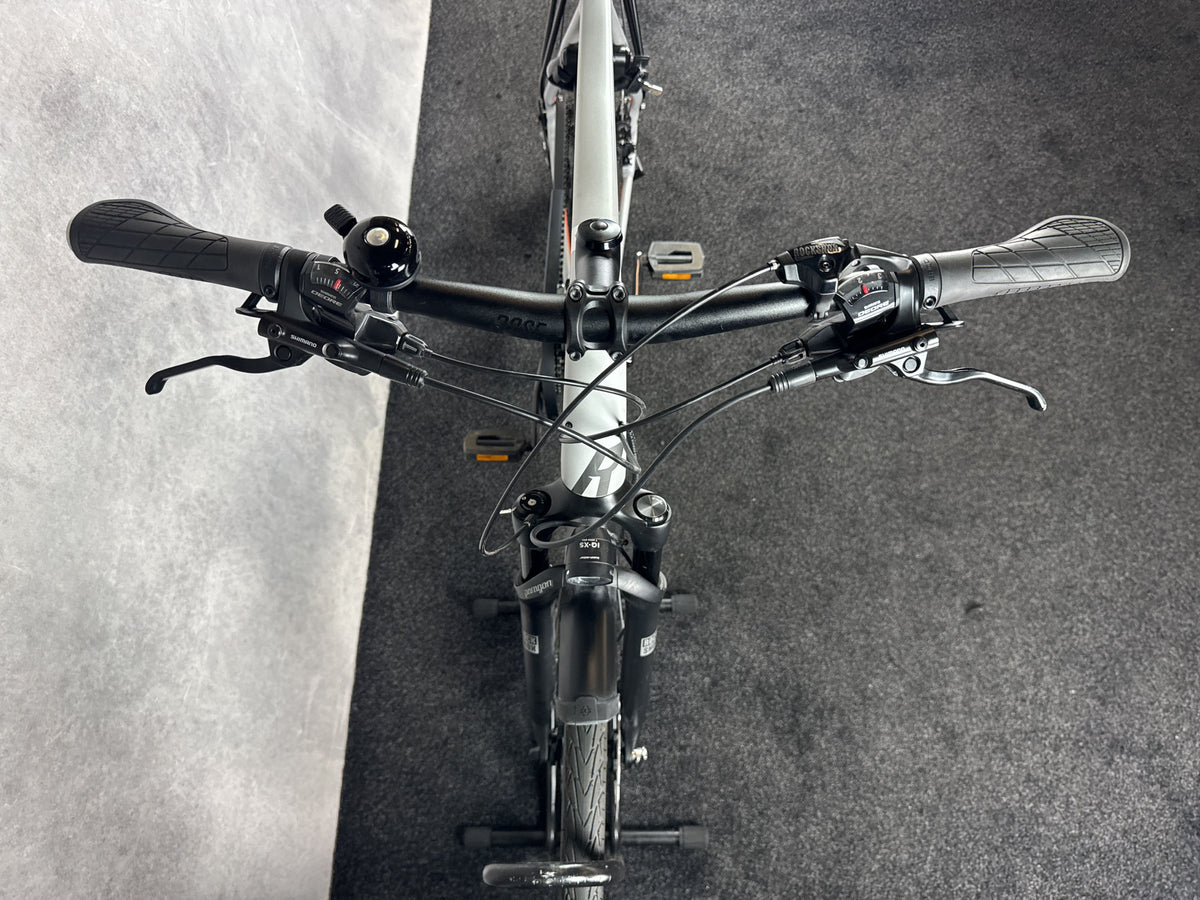 Bifoco — cockpit_von_vorne