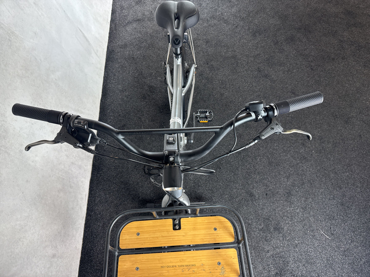 Bifoco — cockpit_von_vorne