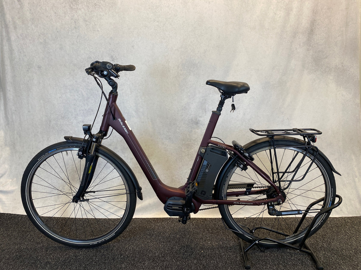 Raleigh Corby 8 2023