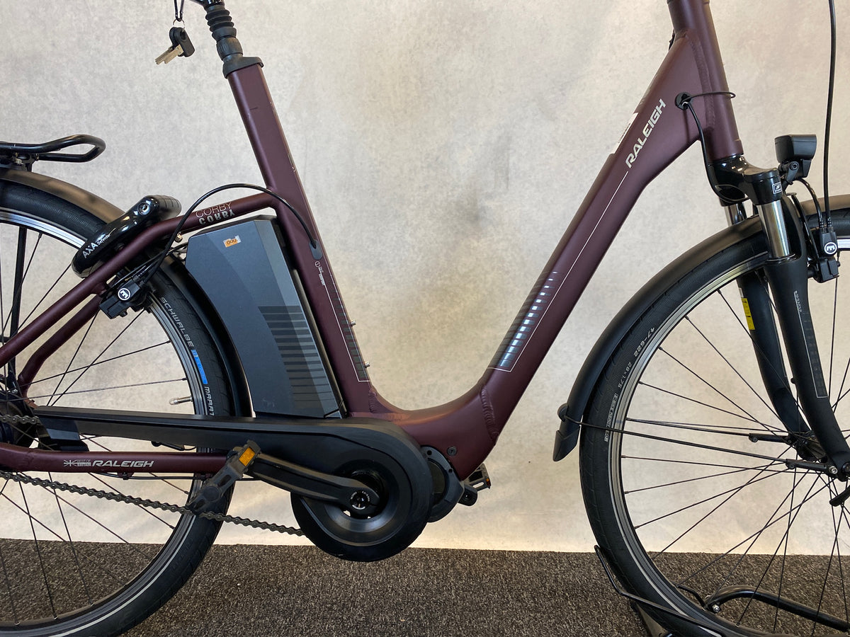 Raleigh Corby 8 2023