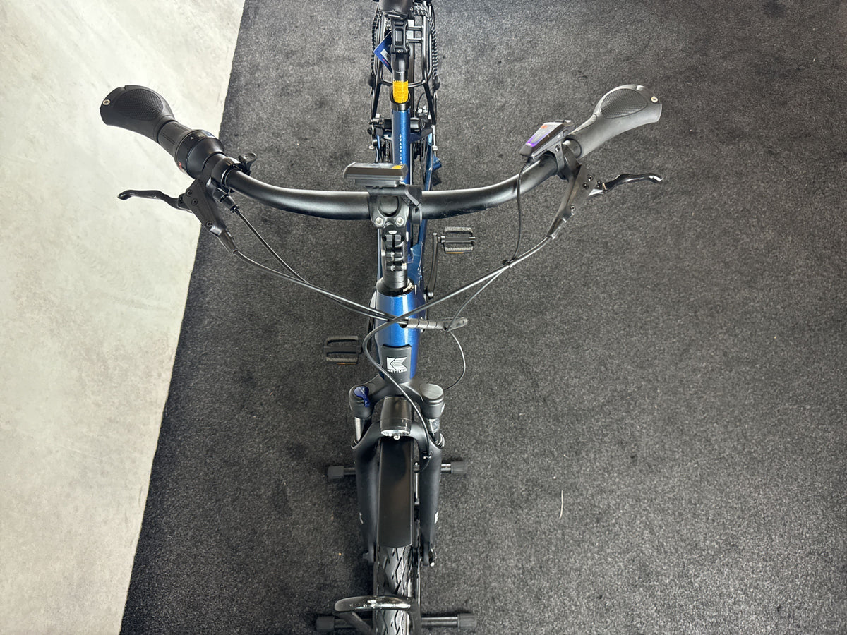 Bifoco — cockpit_von_vorne