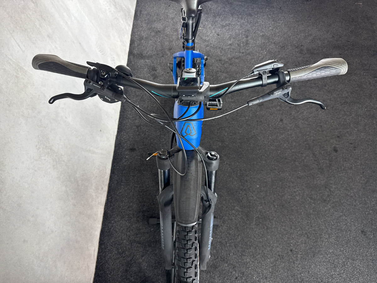 Bifoco — cockpit_von_vorne
