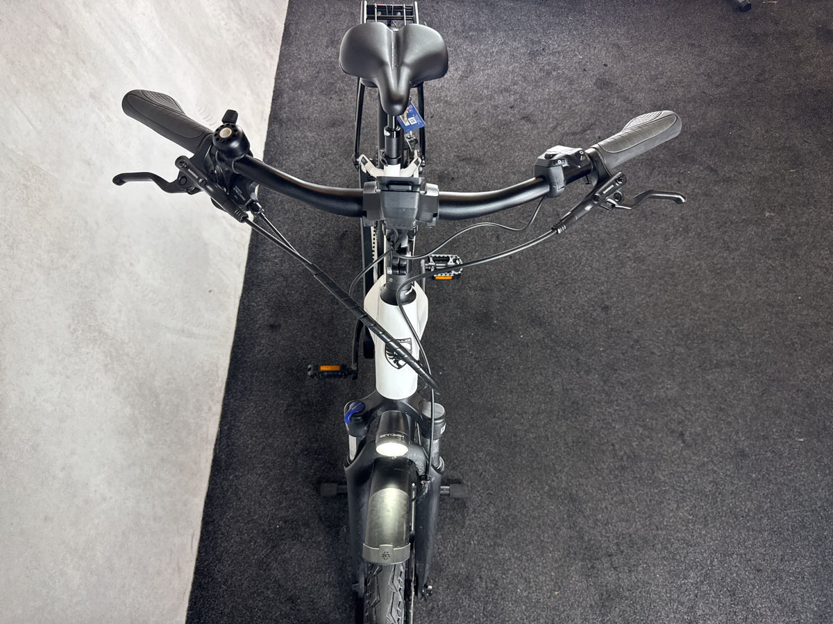 Bifoco — cockpit_von_vorne