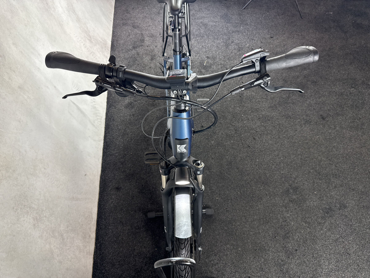 Bifoco — cockpit_von_vorne