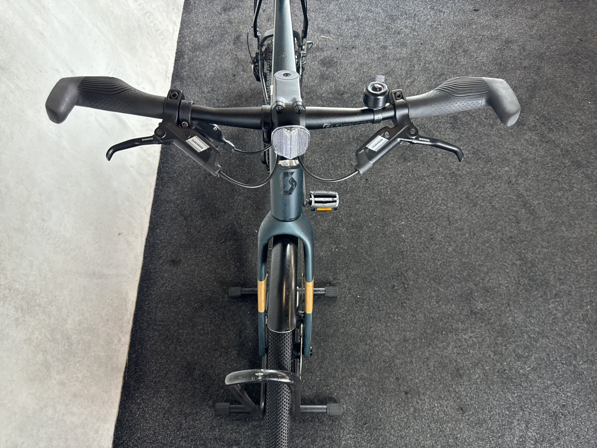 Bifoco — cockpit_von_vorne
