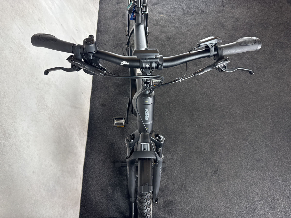 Bifoco — cockpit_von_vorne