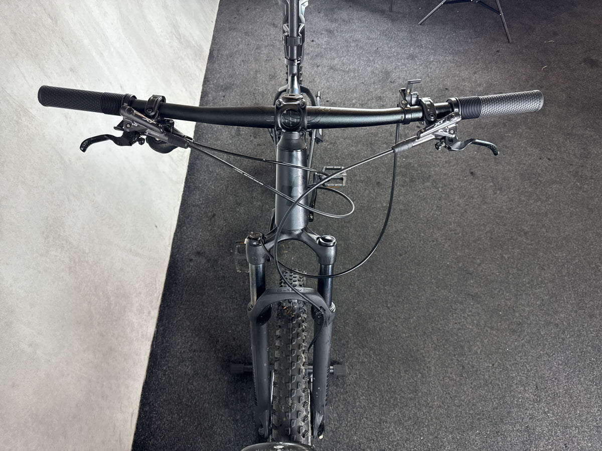 Bifoco — cockpit_von_vorne