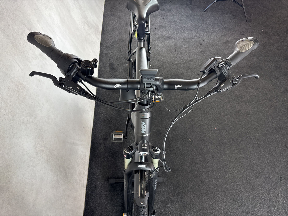 Bifoco — cockpit_von_vorne