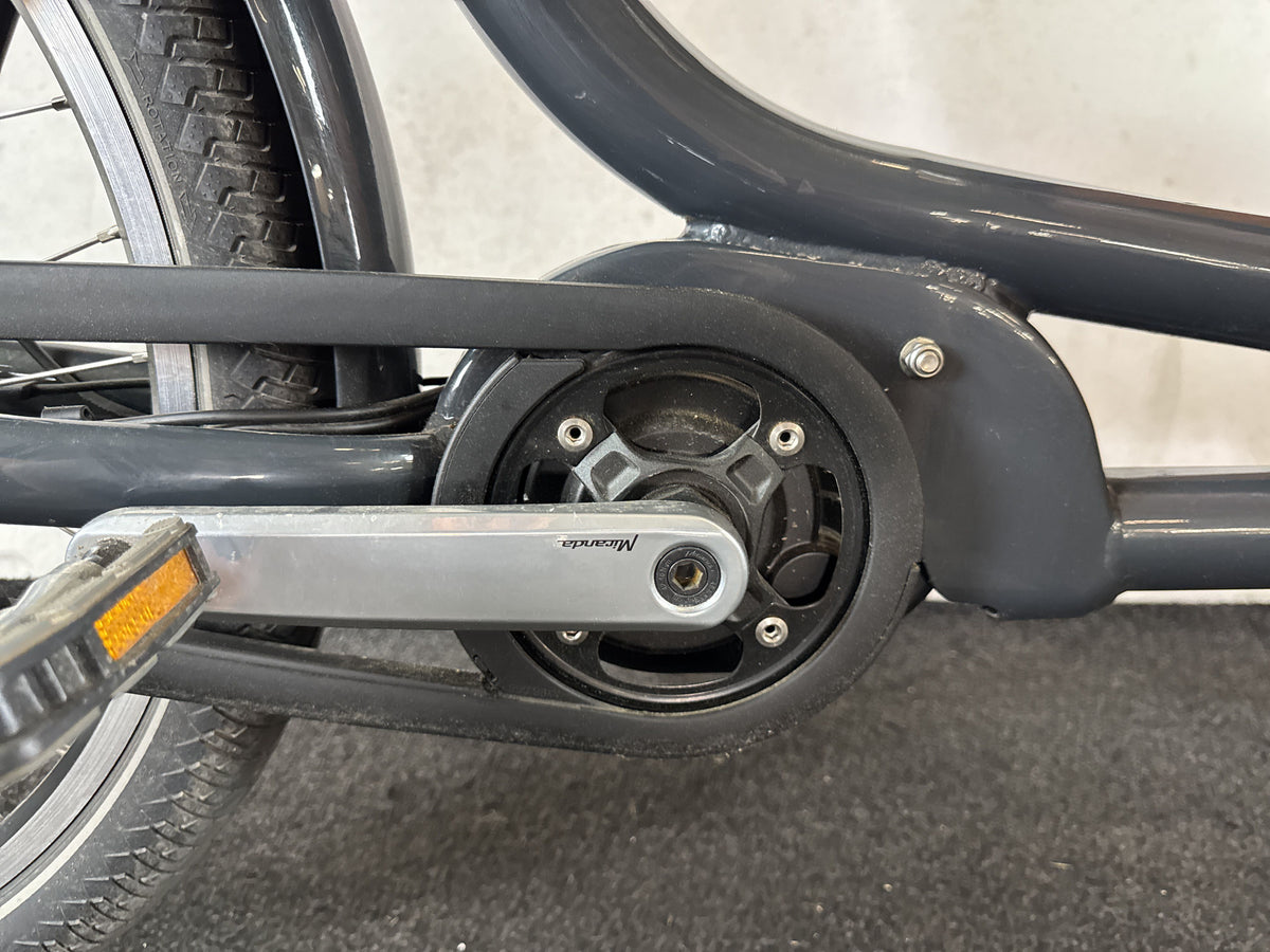 Bifoco — motor_rechts