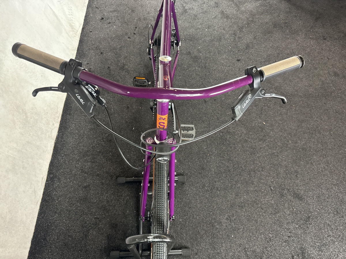Bifoco — cockpit_von_vorne