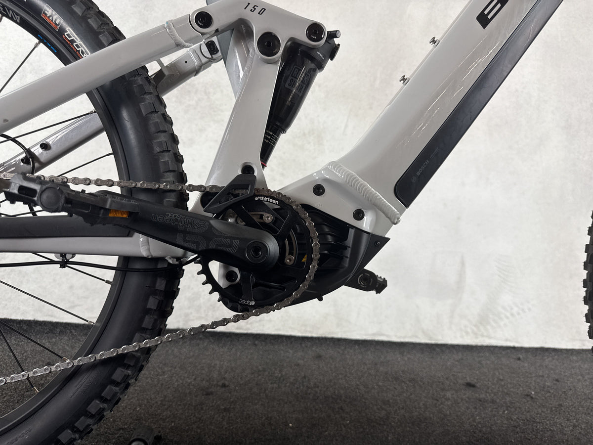Bifoco — motor_rechts