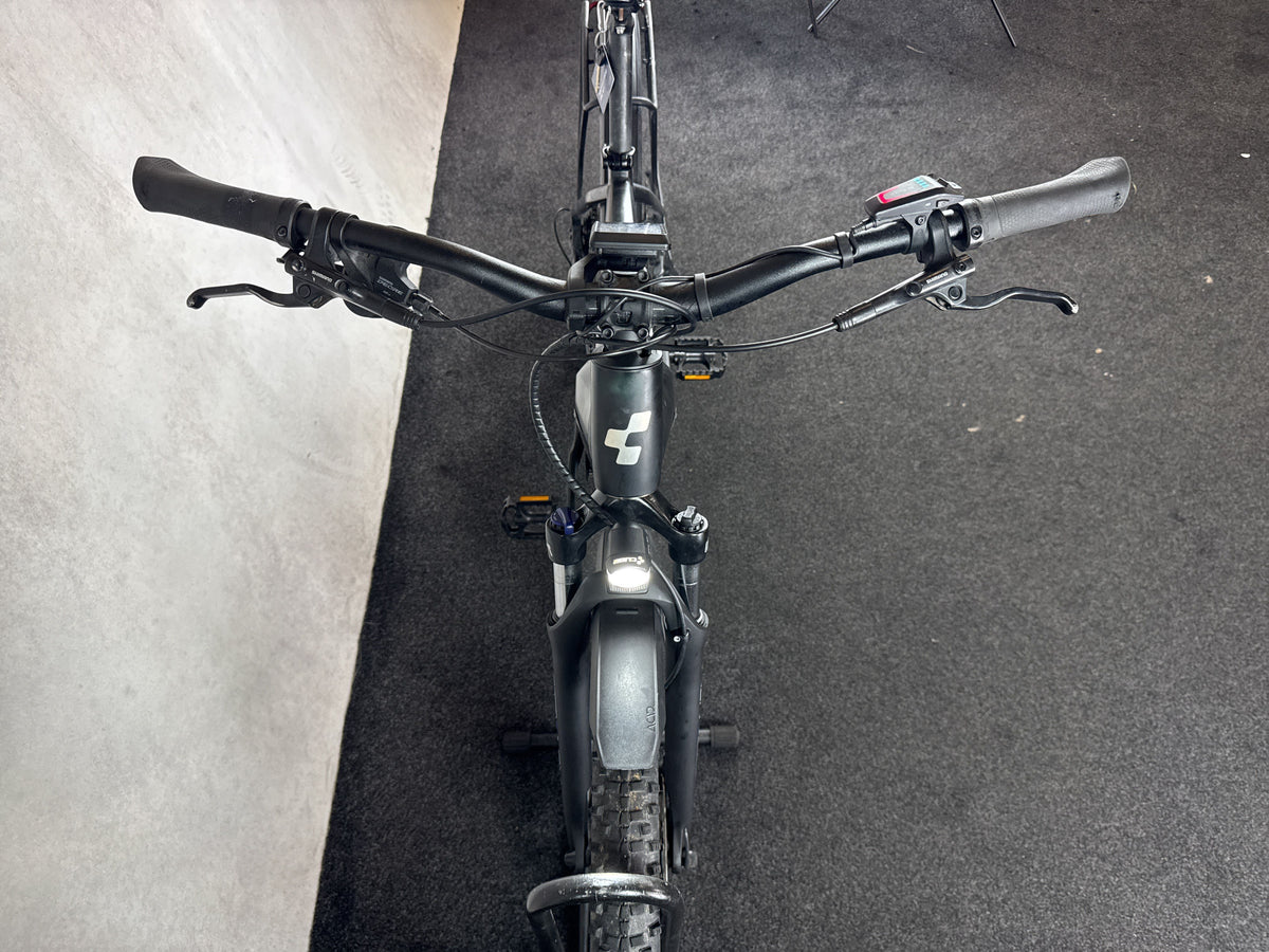 Bifoco — cockpit_von_vorne