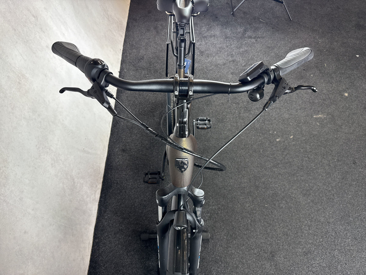 Bifoco — cockpit_von_vorne