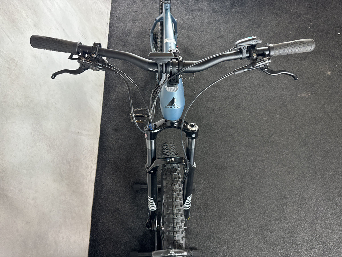 Bifoco — cockpit_von_vorne