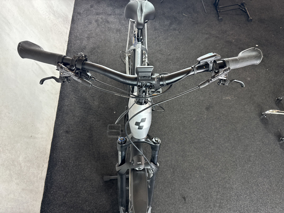 Bifoco — cockpit_von_vorne
