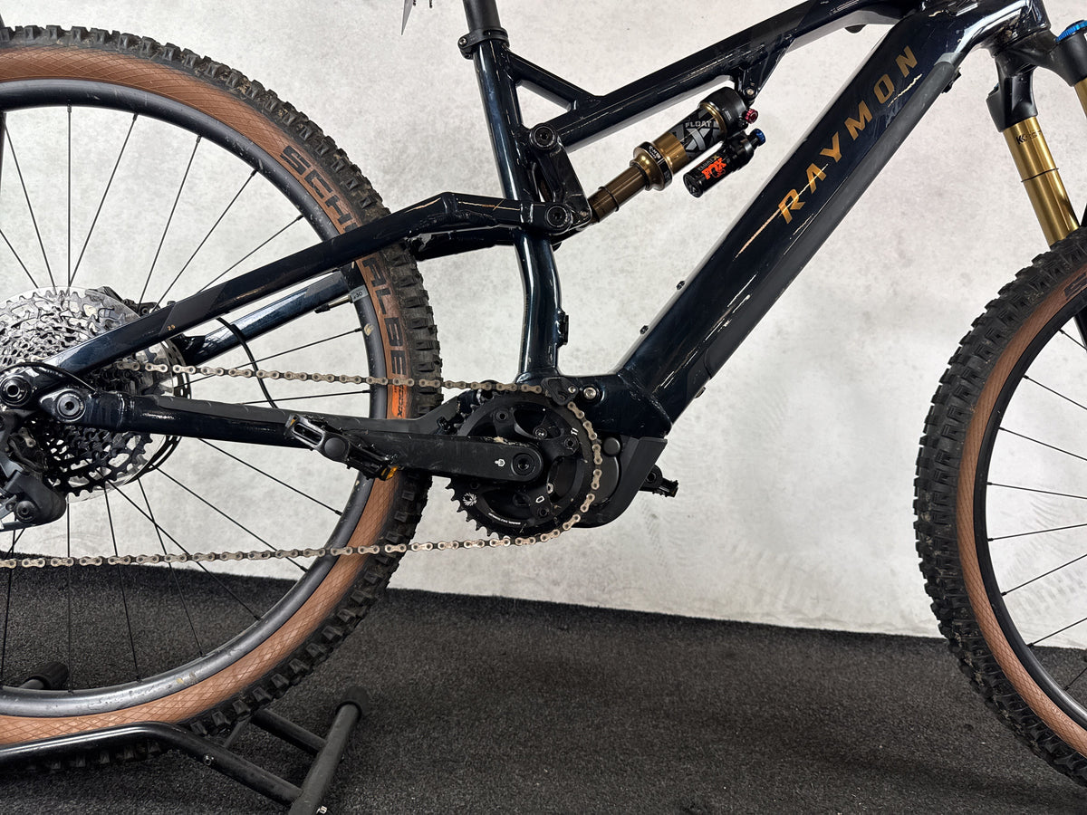 Bifoco — motor_rechts
