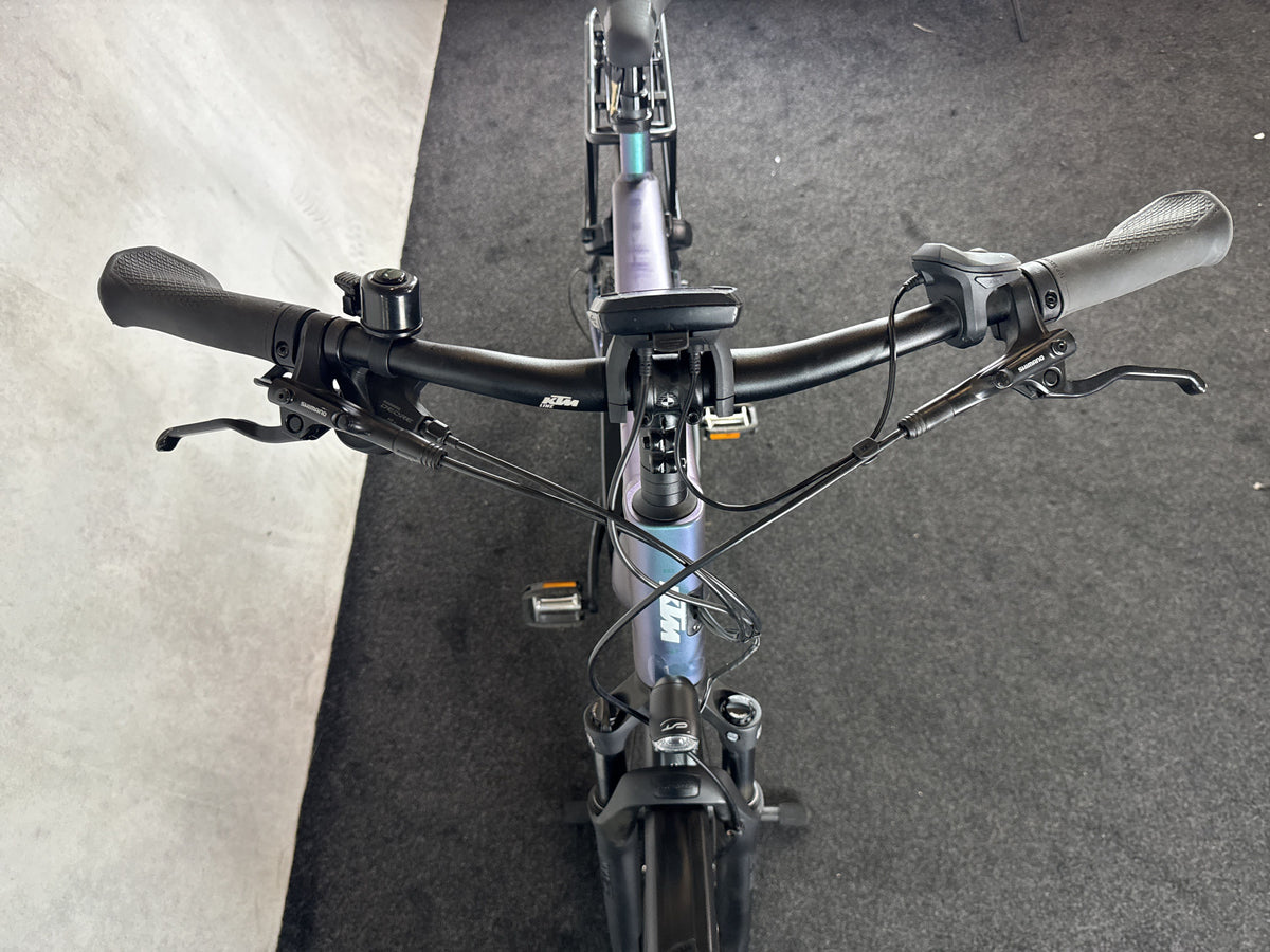 Bifoco — cockpit_von_vorne