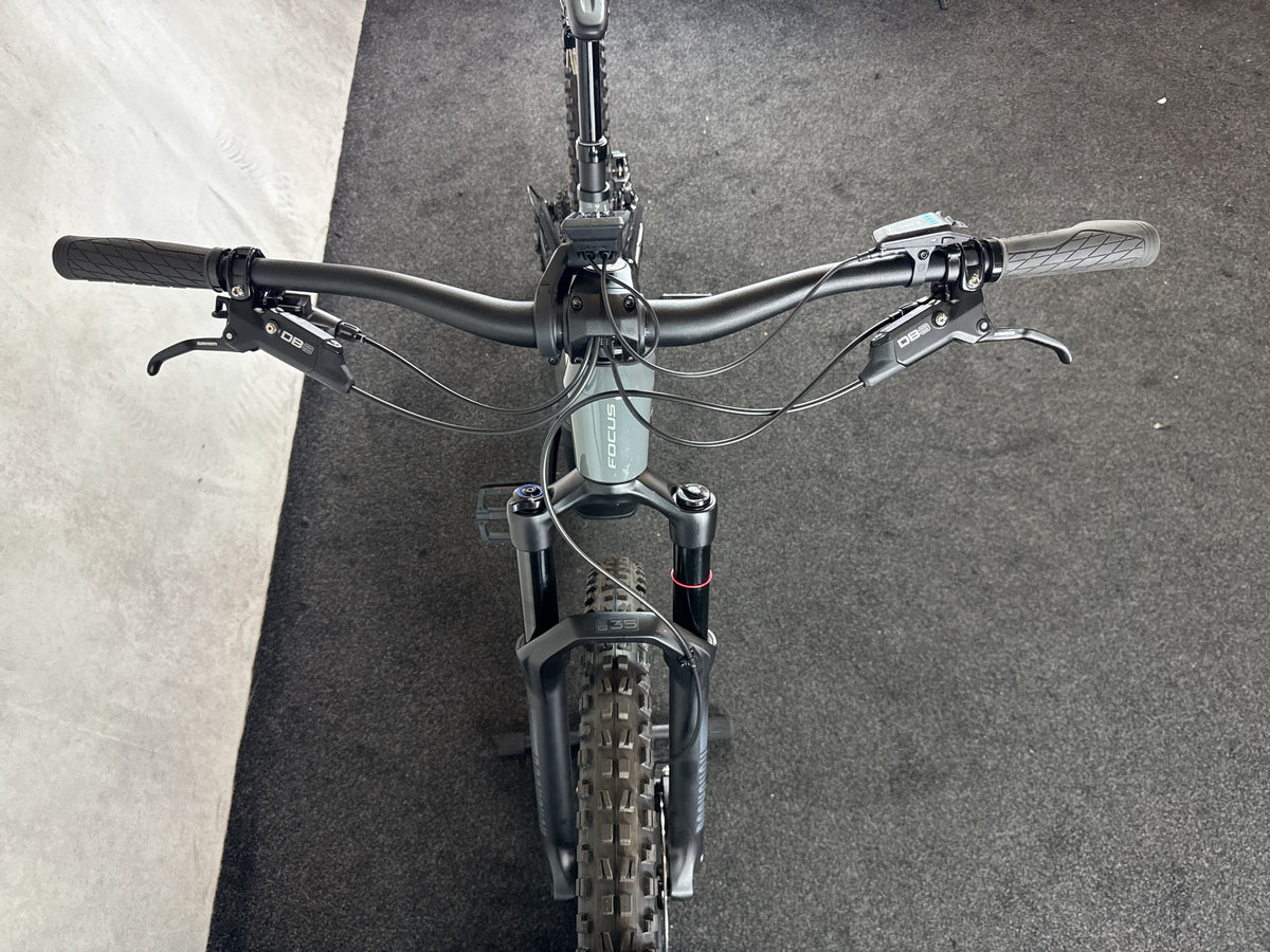 Bifoco — cockpit_von_vorne