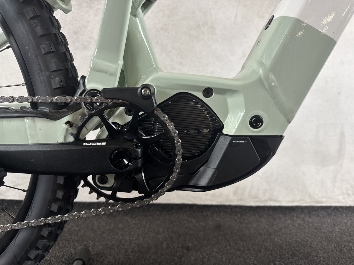 Bifoco — motor_rechts