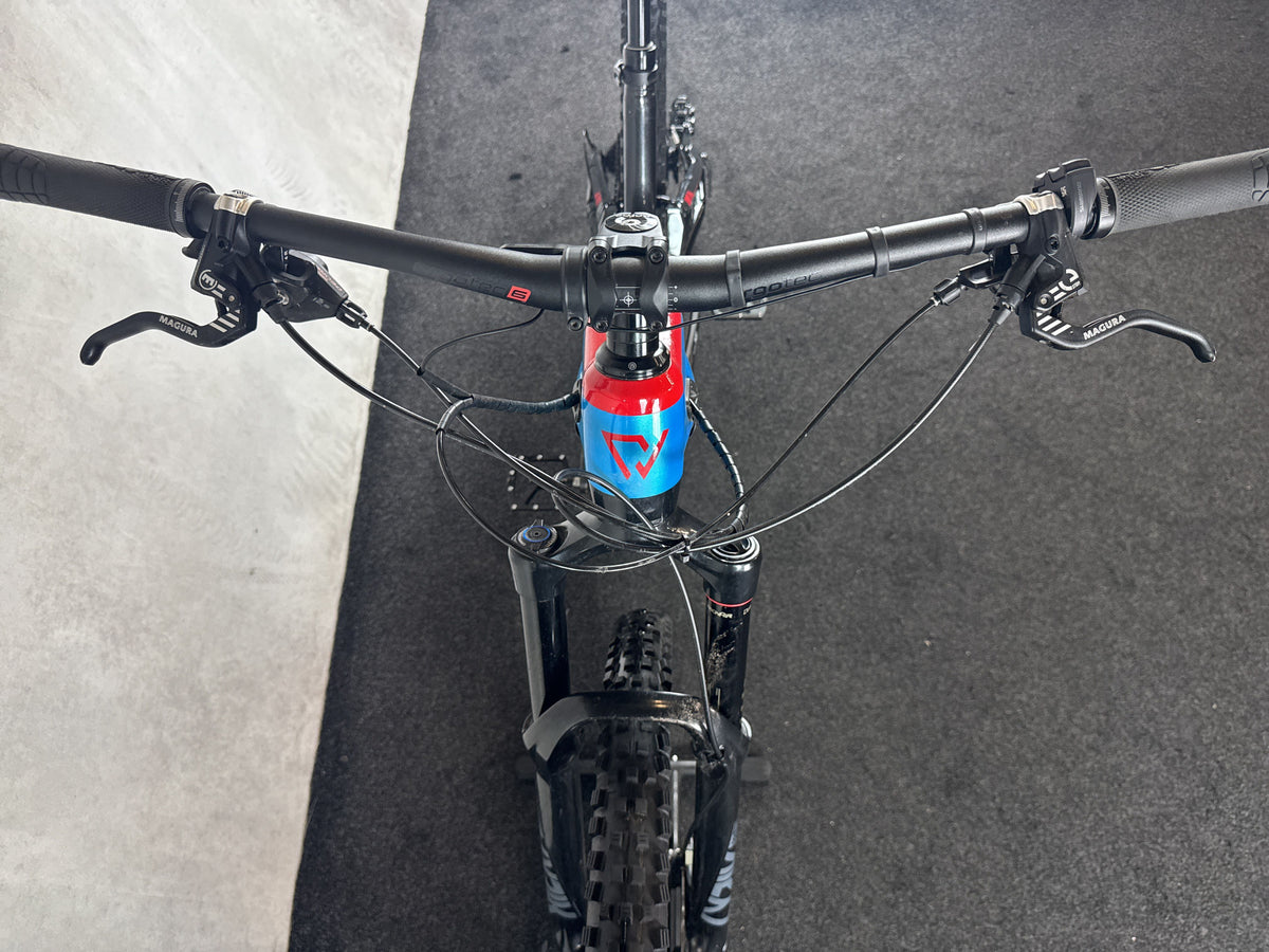Bifoco — cockpit_von_vorne