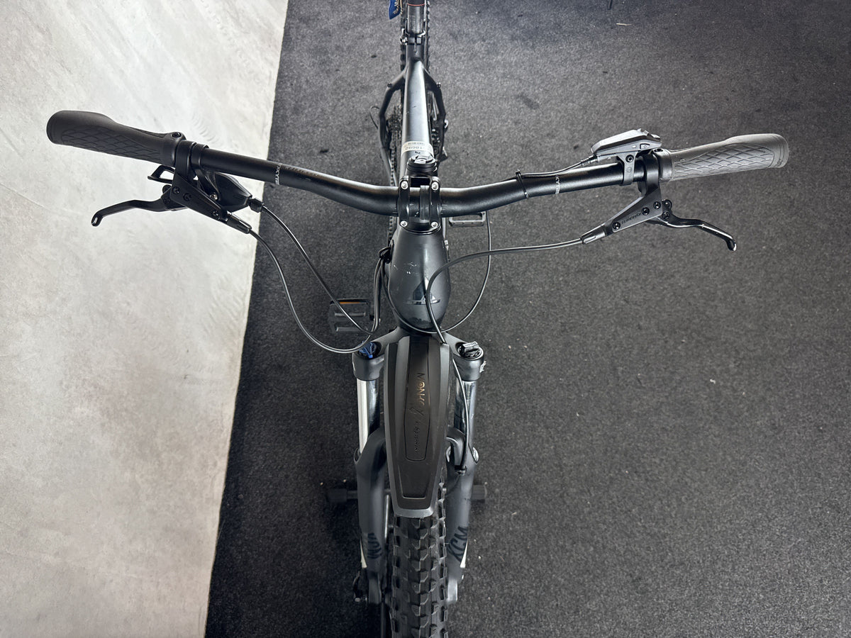 Bifoco — cockpit_von_vorne