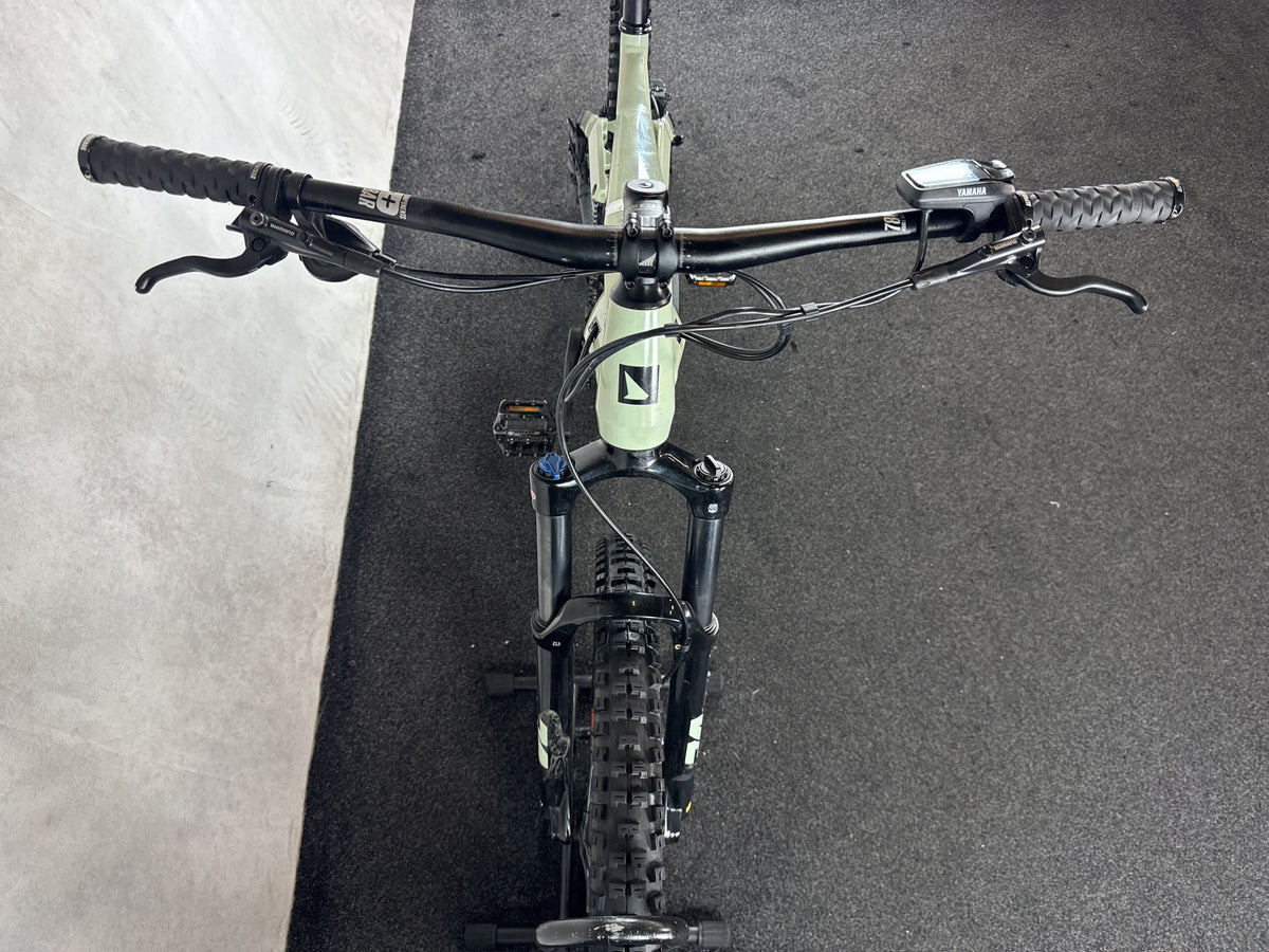 Bifoco — cockpit_von_vorne