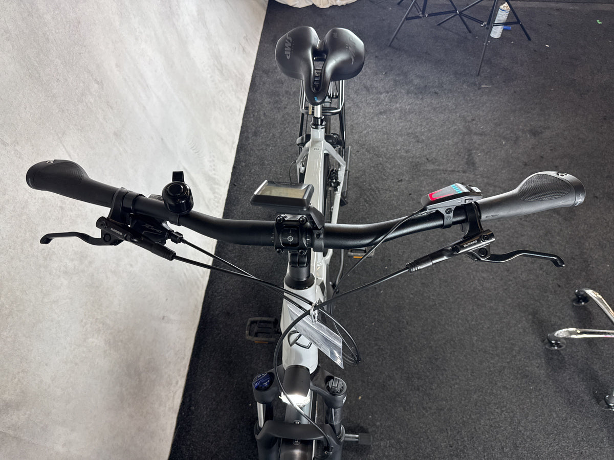 Bifoco — cockpit_von_vorne
