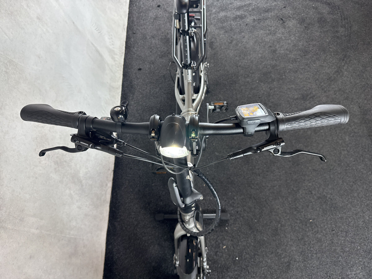 Bifoco — cockpit_von_vorne