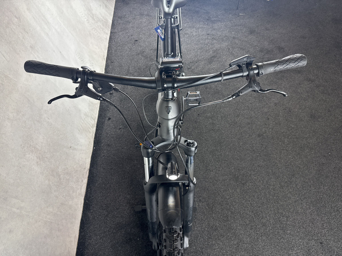 Bifoco — cockpit_von_vorne