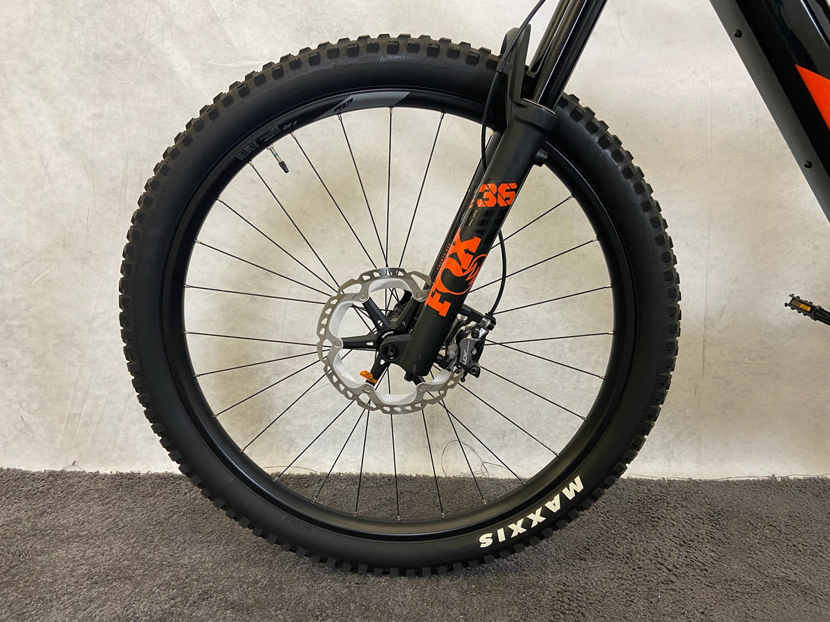 KTM MACINA KAPOHO MASTER