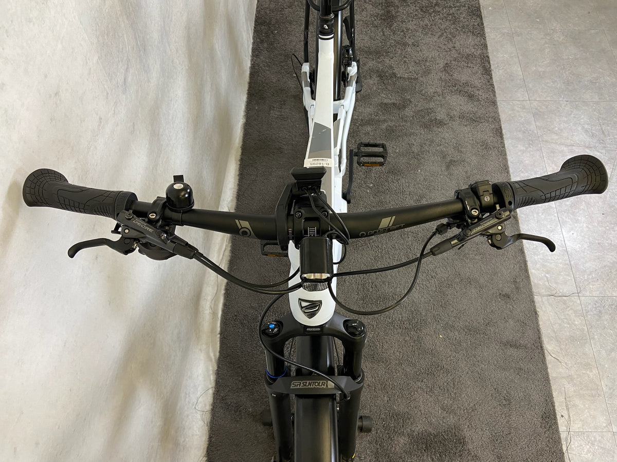 Centurion Lhasa R2700I EQ