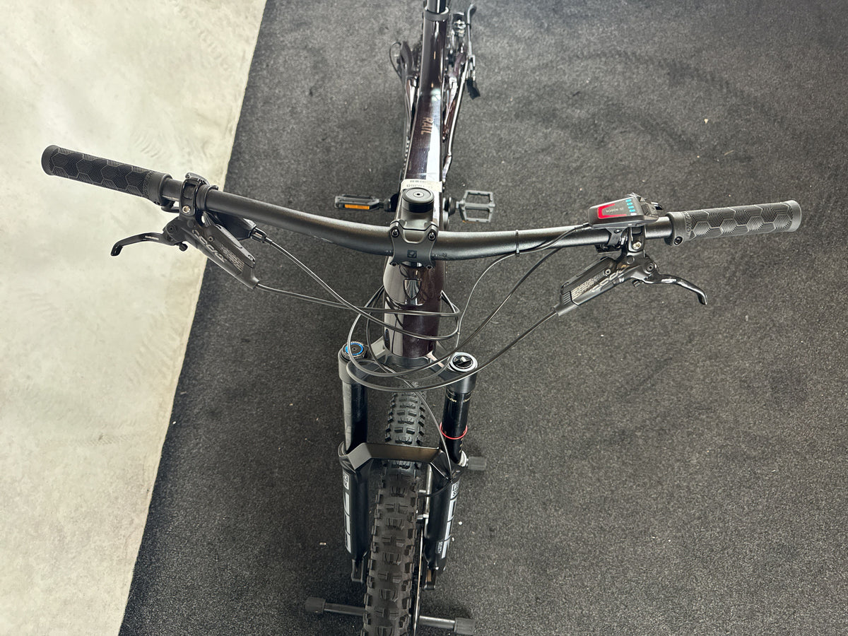 Bifoco — cockpit_von_vorne