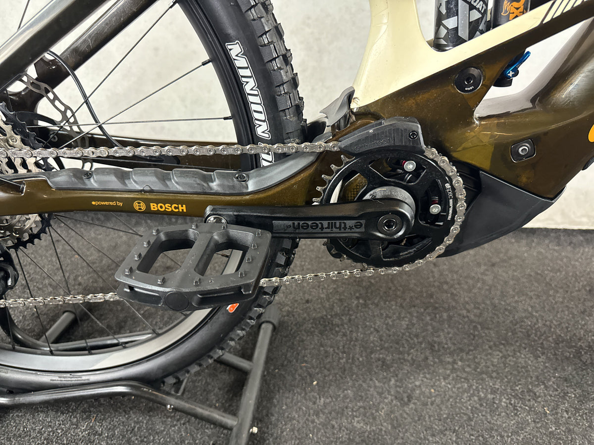 Bifoco — motor_rechts